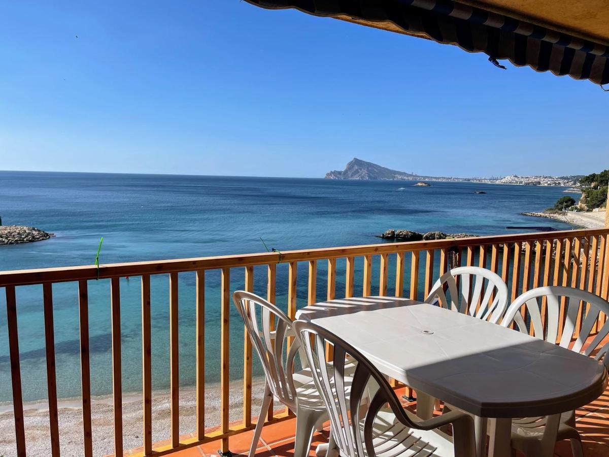 Sunrise Beachfront Apartment By The Marina Altea Dış mekan fotoğraf