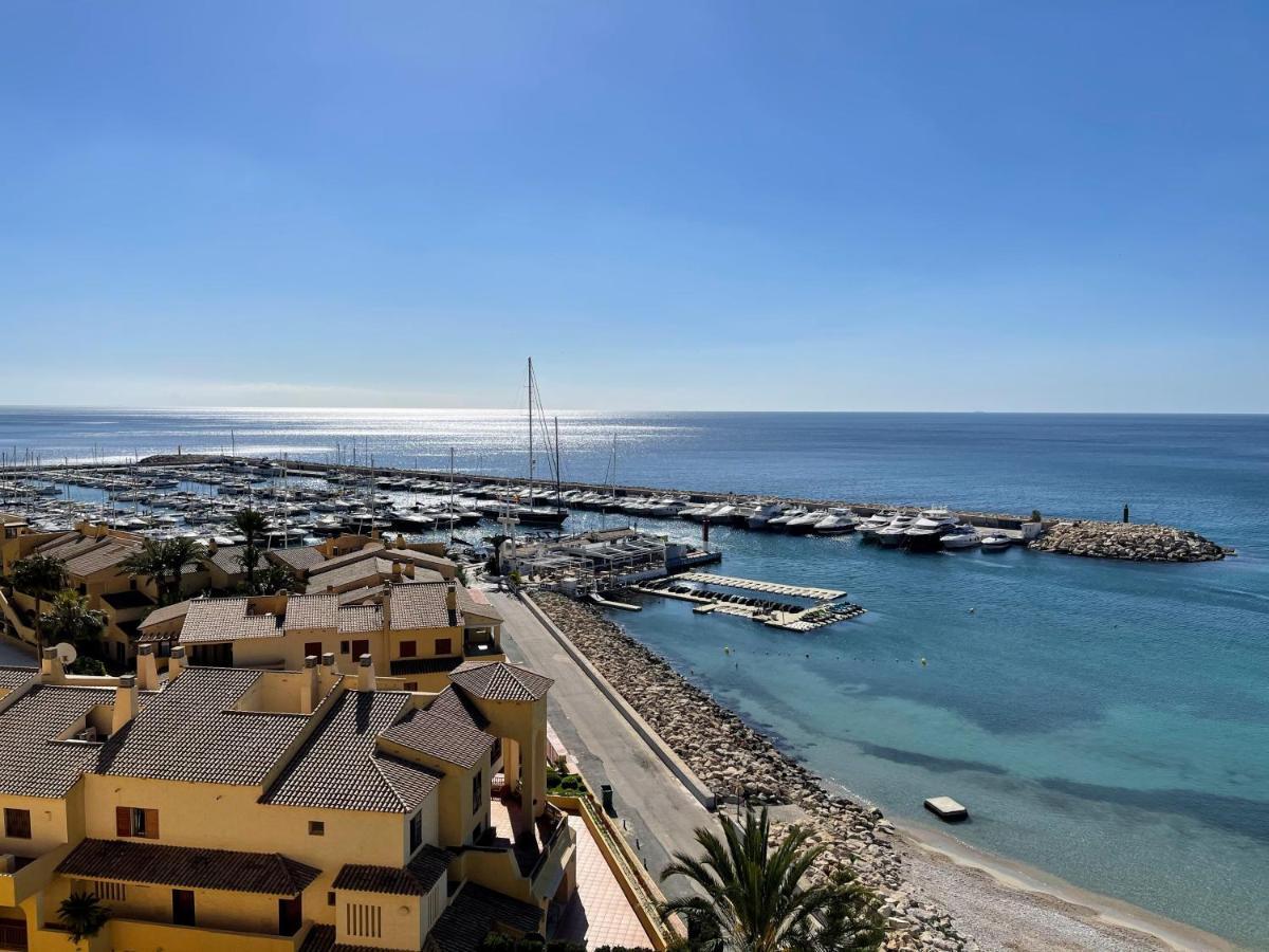 Sunrise Beachfront Apartment By The Marina Altea Dış mekan fotoğraf