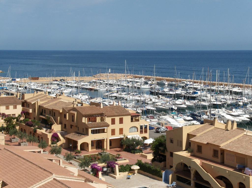 Sunrise Beachfront Apartment By The Marina Altea Dış mekan fotoğraf